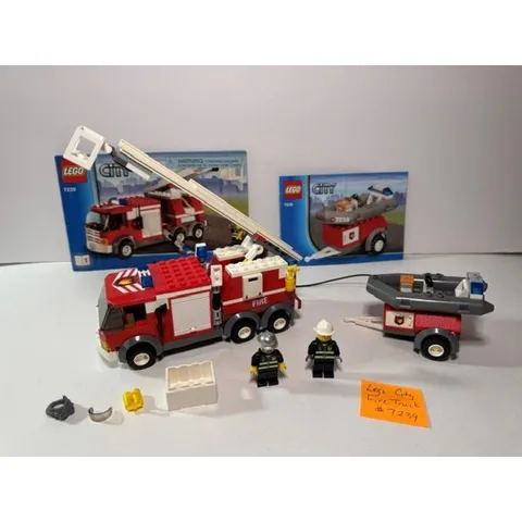 Lego City Fire Truck #7239 (no sticker on boat)