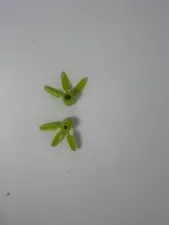 Lego-Plant Brick, Round 1 x 1 with 3 Bamboo Leaves 30176 LIME qty 2
