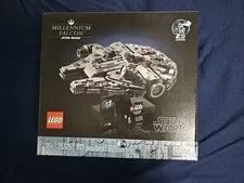LEGO Star Wars Millennium Falcon Starship Collection 75375 New Sealed