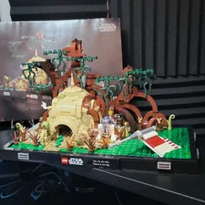 75330 - Dagobah Jedi Training Diorama - LEGO Star Wars - 100% Complete