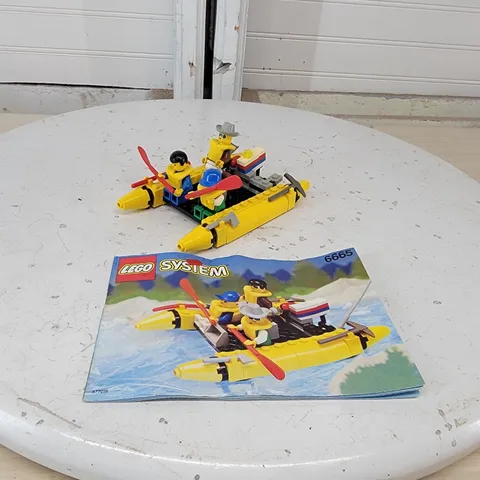 LEGO 6665 River Runners Town Vintage 1993 w/ Instructions 3 Minifigures