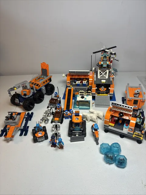 LEGO City Arctic Theme Huge Vehicle Lot - Base Camp, Helicopters 60195 60033