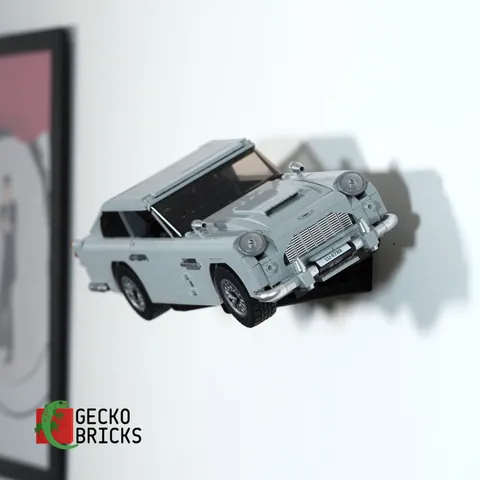 3D Printed Wall Mount for LEGO® Aston Martin DB5 (10262) - Gecko Bricks