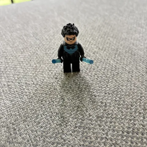 Lego Nightwing Minifigure DC Super Heroes Batman II 30606 sh0294