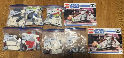 LEGO 2008 republic gunship 7676 100% Complete, Only Missing Ventress waist Cape