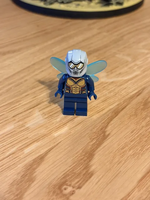 LEGO Super Heroes Minifigure The Wasp sh0517 75997 76109