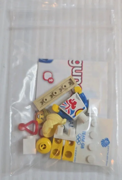 LEGO Collectible Minifigure Series Team GB (8909) Flexible Gymnast New Unbuilt