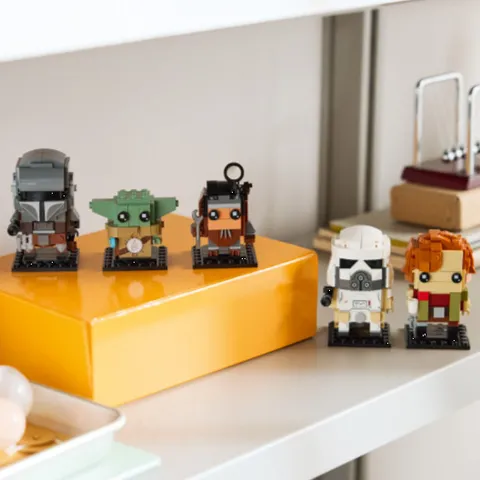 LEGO Star Wars 40856 The Mandalorian & Grogu BrickHeadz Building Set Gift for Ki