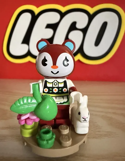Lego Animal Crossing Poppy Minifigure With Accessories 