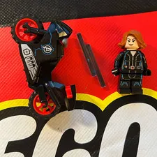 Lego Minifigure REAL MINI FIG MARVEL BLACK WIDOW CYCLE Age Ultron MCU Avengers ^