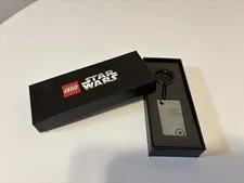 NIB! LEGO Star Wars 5007403 The Mandalorian Beskar Metal Key Chain VIP Exclusive
