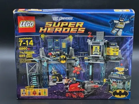  LEGO DC Comics Super Heroes Batman: The Batcave (6860) New Sealed Retired