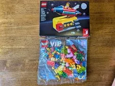 Lego Ideas 40335 Space Rocket Ride & VIP Polybag 40512. NIB