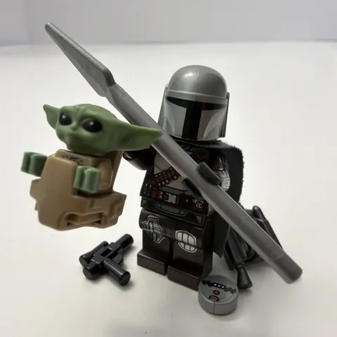 LEGO® The Mandalorian Minifigure Din Djarin Star Wars Accessories Star Wars
