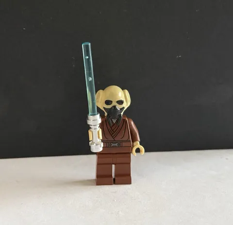 LEGO Star Wars TCS Plo Koon minifigure pad printed