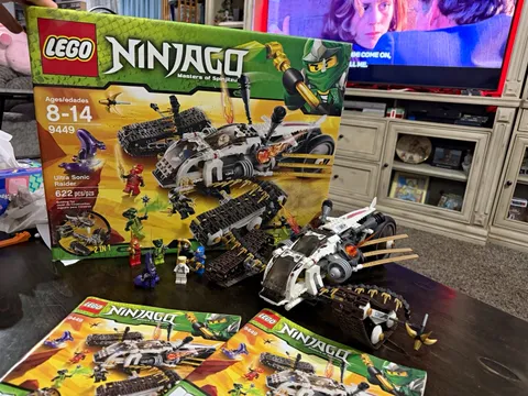 LEGO NINJAGO Masters of Spinjitzu Ultra Sonic Raider 9449 622pcs Box Inst