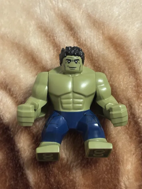 Hulk (Giant, Dark Blue Pants) - LEGO Marvel Superheroes Avengers Endgame sh0577