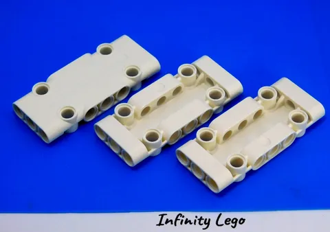 3 LEGO White Technic Flat Panel 3 x 7 Racing Car, Space (71709) - 3 Pieces