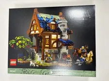 LEGO Ideas 21325 Medieval Blacksmith Set - New Factory Sealed - Retired