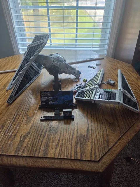 LEGO Star Wars UCS TIE Interceptor 75382 1931pcs Display Stand