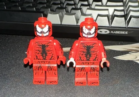 Lego Carnage Minifigure Lot of 2 Figures Red w/ Black Print Plastic
