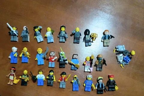 LEGO Minifigure Lot - 25 Mixed Lego Only Minifigures with Accessories - Bulk Lot