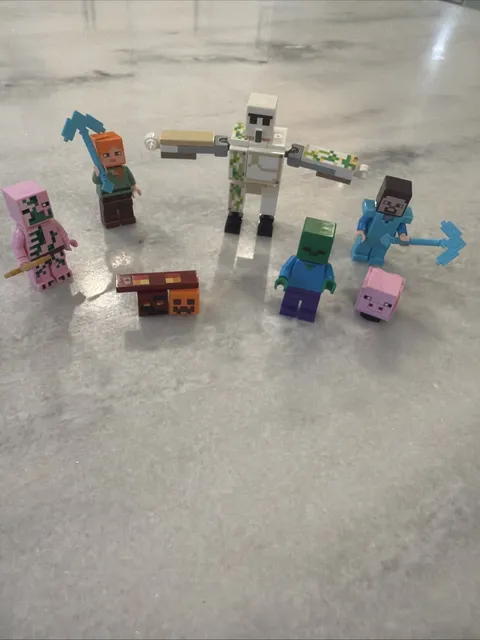 Lego Minecraft Minifigure Lot of 6 Villagers