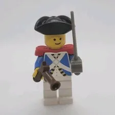 LEGO Pirates Imperial Soldier Minifigure Tricorn Hat Sword Musket