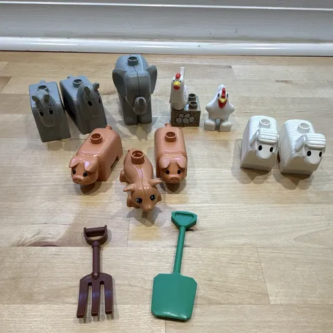 LEGO DUPLO Farm Animals Bulk Lot 11pc Elephant Pig Chicken Sheep Shovel Fork