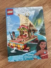 New LEGO Disney Moana's Wayfinding Boat (43210) 321 Pcs New In Sealed Box