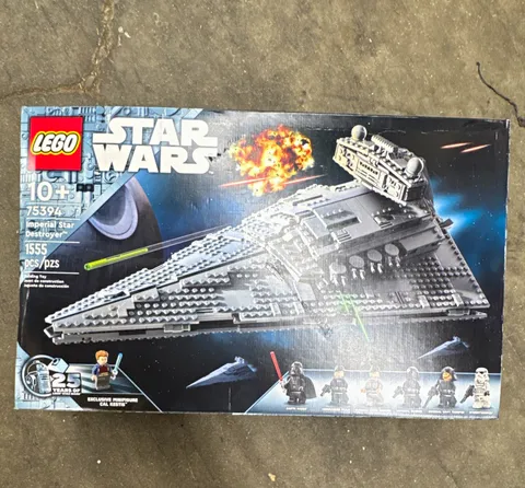 LEGO Star Wars 75394 Imperial Star Destroyer 1555pc w/ Exclusive Cal Kestis