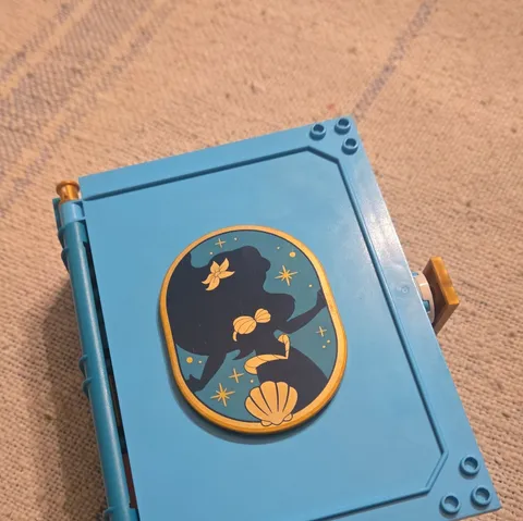 LEGO Disney The Little Mermaid 43213 Blue Printed Book Piece Ariel
