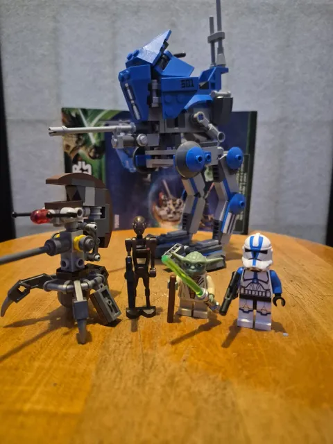 LEGO Star Wars 75002 AT-RT The Clone Wars Set 222pcs w/ Minifigures