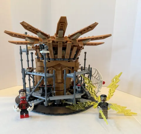 LEGO Marvel Spider-Man Final Battle incomplete, read description