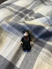 LEGO Harry Potter hp232 Dark Red Shirt & Tie Black Robe Minifigure