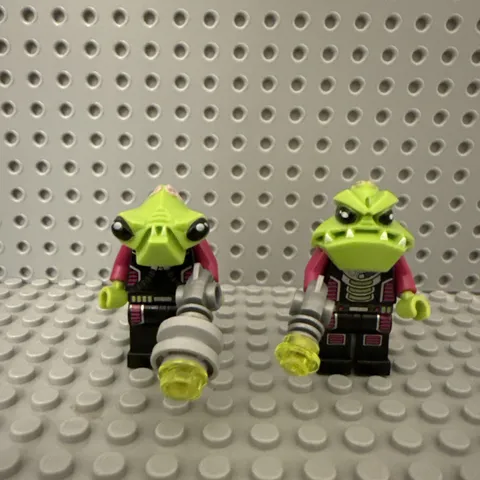 LEGO Alien Conquest Minifigure Aliens