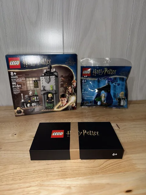 LEGO Harry Potter 40695, 30677, And Weasley Family Clock - New