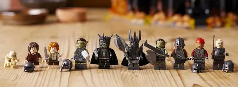 Lego Lord Of The Rings Barad-dur 10333 New Minifigures Weapons Split from Set