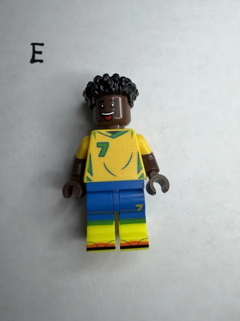 Lego Vinicius Jr Minifigure 43027 Vini Real Madrid Brazil FIFA World Cup NEW
