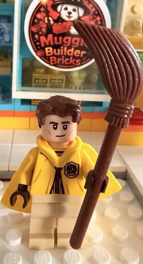 Lego Harry Potter Cedric Diggory Quidditch Uniform Minifigure 