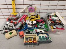 Huge Lot of Used Legos 28 LBS Lego City and Mixed Bricks