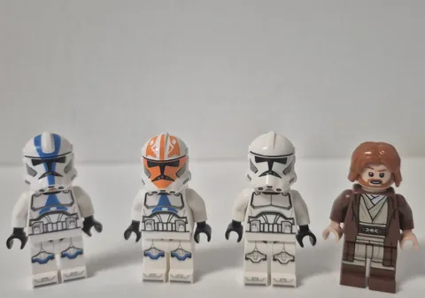 LEGO Star Wars Minifigures Clone Troopers & Obi-Wan Kenobi 75333