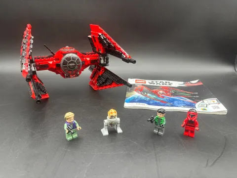 LEGO Star Wars: Major Vonreg's TIE Fighter (75240) with minifigs and instruction