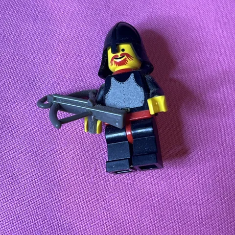 Lego CAS322 Breastplate Black Knight  Minifigure - Castle w/ helmet,cape