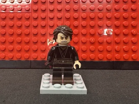 LEGO Star Wars Minifig Jedi Anakin Skywalker Sith Face Lightsaber SW0361