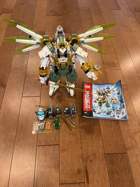 LEGO Ninjago Lloyd's Titan Mech #70676 100% complete with 6 minifigures