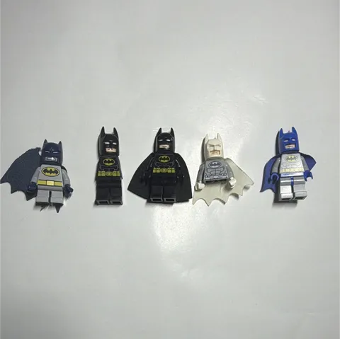 LEGO Random Batman Minifigure Lot of 5 - Assorted Figures w/ Helmets & Capes