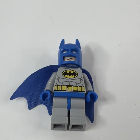 Lego Minifigure Batman DC Super Heroes Blue 10724 / 10672