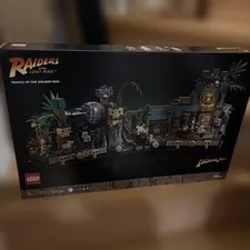 LEGO Indiana Jones Raiders Toy Set