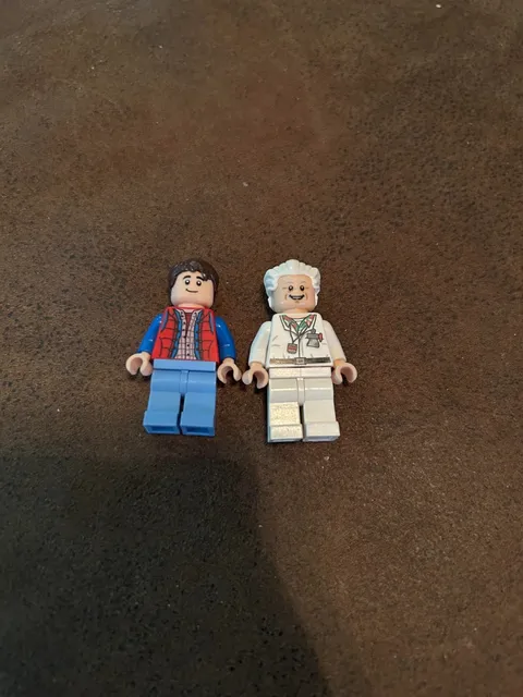 Lego Ideas Marty Mcfly & Doc Brown *Read
